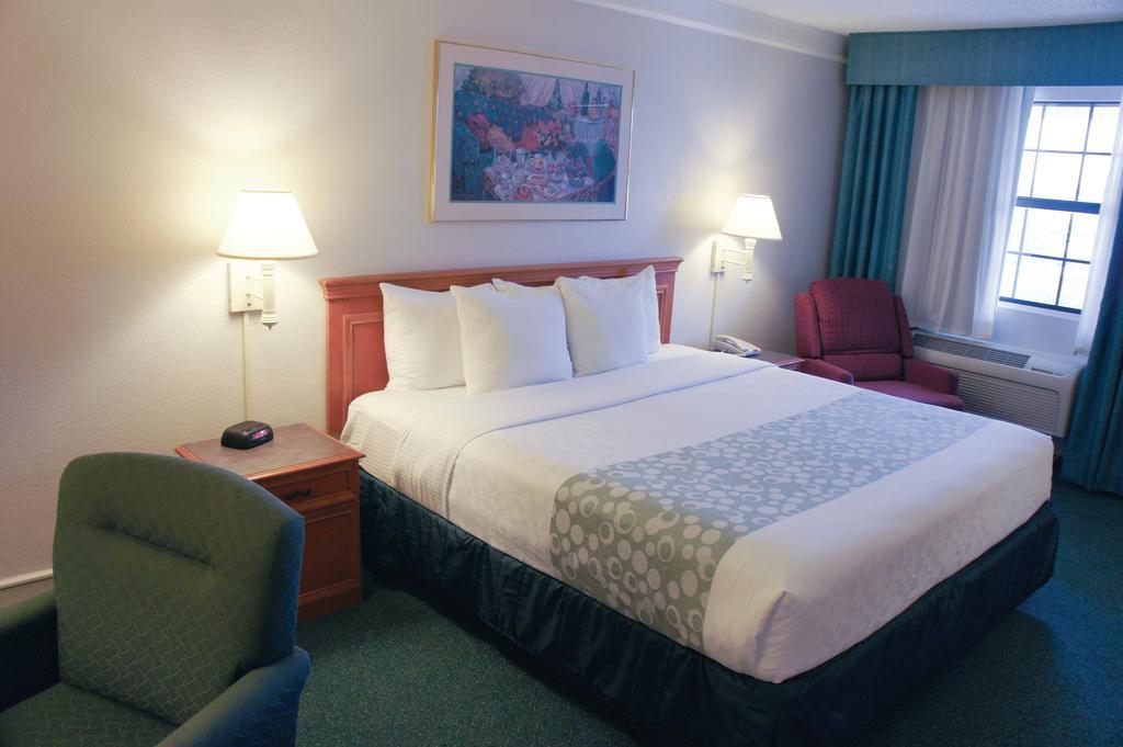 Quality Inn הרלינגן מראה חיצוני תמונה