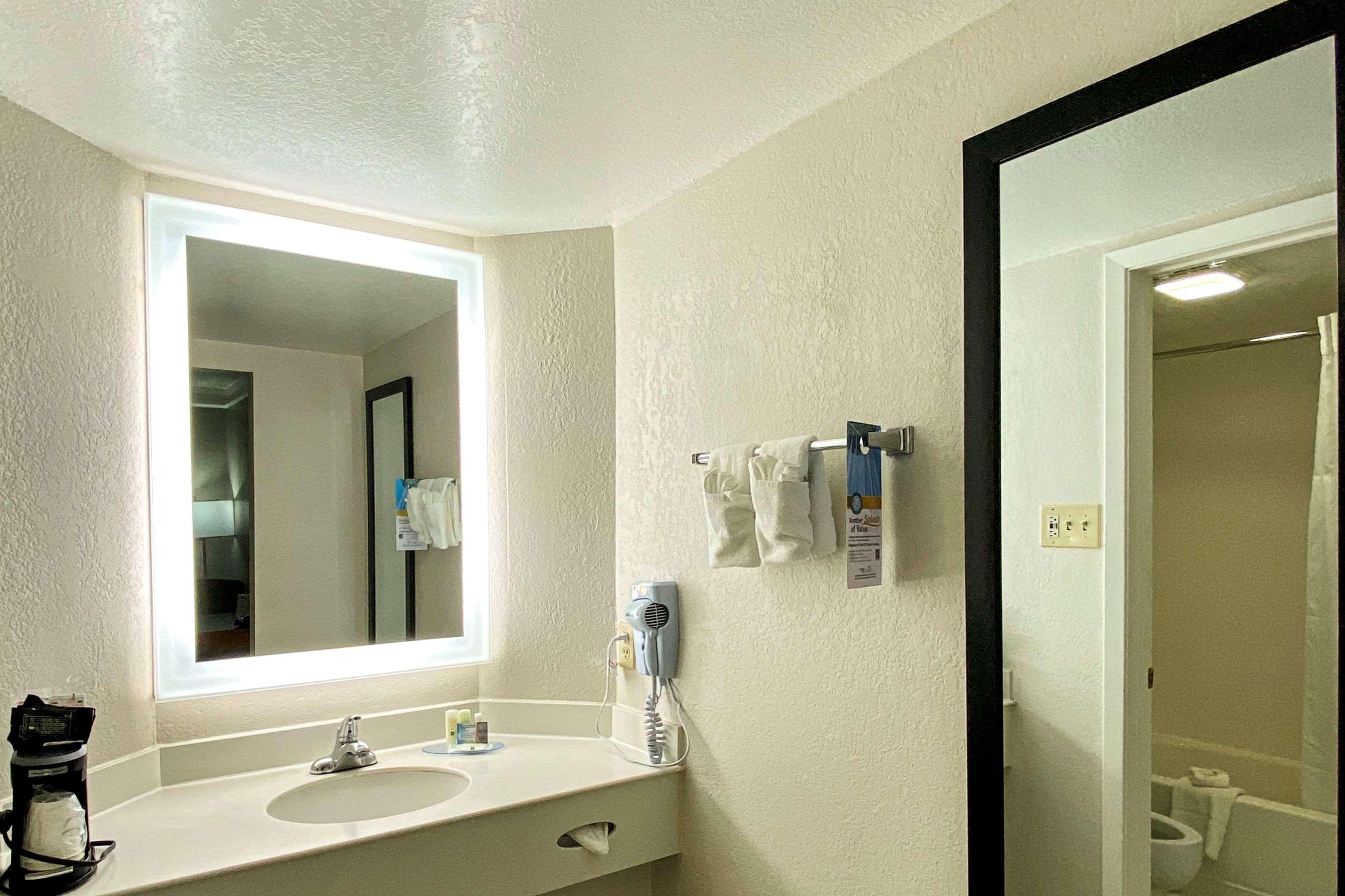 Quality Inn הרלינגן מראה חיצוני תמונה